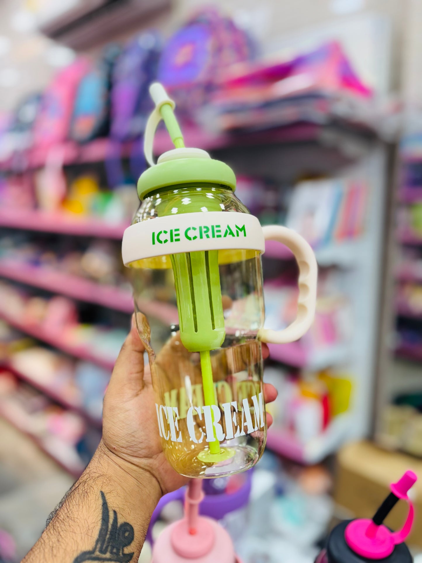 Ice Cream Shaped Sipper Bottle with Handle & Straw – 900ml (4 Colors )